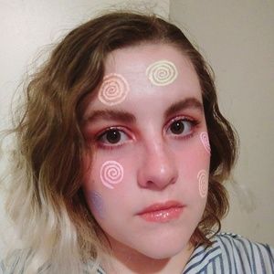 Meet your Posher, Clarita